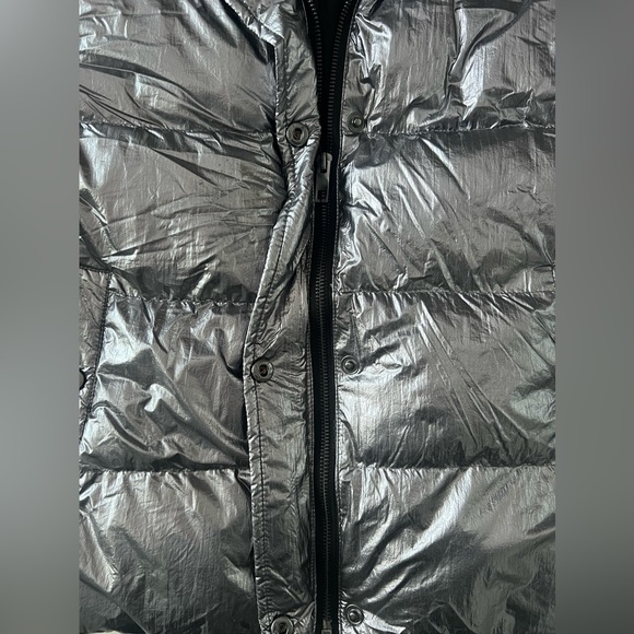 Metallic Puffer Jacket - Picture 3 of 5
